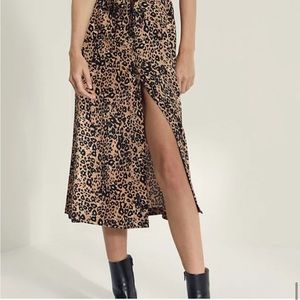 Aritzia Wilfred Button Up Leopard Print Long Sleeve Shirt Dress Size L